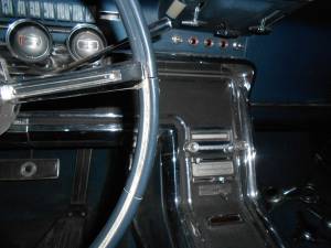 Image 3/7 of Ford Thunderbird Landau Coupe (1965)