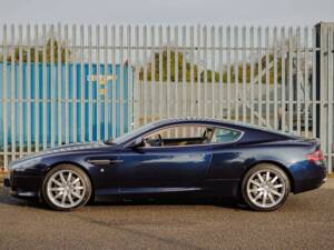 Bild 7/8 von Aston Martin DB 9 (2004)