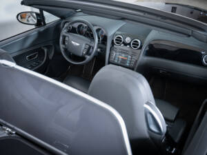 Bild 23/31 von Bentley Continental GTC (2008)