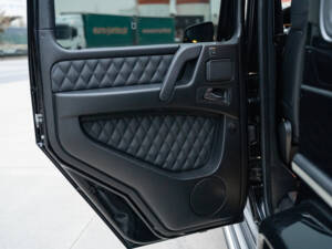 Image 62/76 of Mercedes-Benz G 65 AMG (2013)