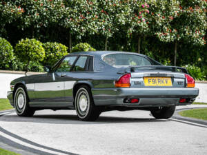 Bild 4/38 von Jaguar XJR-S V12 Le Mans (1988)
