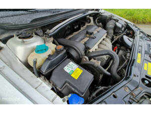 Image 38/46 of Volvo V 70 2.4 (2004)