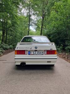 Image 6/70 of BMW M3 (1990)