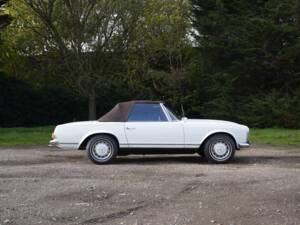 Bild 27/46 von Mercedes-Benz 280 SL (1968)