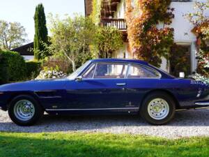 Imagen 5/20 de Ferrari 330 GT 2+2 (1967)