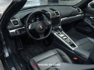 Image 26/48 of Porsche Boxster (2015)