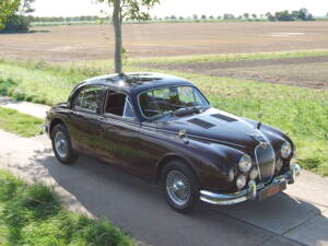 Immagine 74/75 di Jaguar 3,4 Liter (1957)