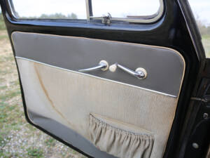 Bild 69/137 von Volkswagen Käfer 1200 Standard &quot;Ovali&quot; (1956)