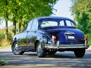 Bild 40/46 von Jaguar Mk II 3.8 (1962)