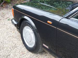 Image 36/50 de Bentley Turbo R lang (1989)