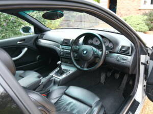 Image 2/33 of BMW M3 (2002)