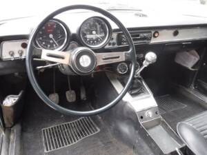 Image 7/39 de Alfa Romeo Giulia 1600 GT Junior (1973)