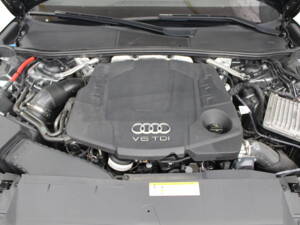 Image 11/13 of Audi A6 Avant 3.0 TDI quattro (2018)