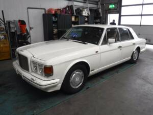 Image 13/50 of Bentley Turbo R (1990)