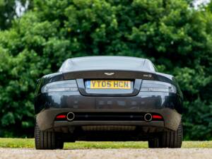 Bild 21/47 von Aston Martin DB 9 (2005)