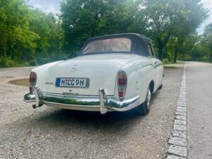 Bild 8/55 von Mercedes-Benz 220 S Cabriolet (1957)