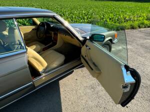 Immagine 15/196 di Mercedes-Benz 380 SLC (1980)