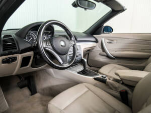 Bild 11/50 von BMW 125i (2008)