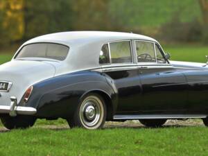 Image 17/50 of Rolls-Royce Silver Cloud I (1958)