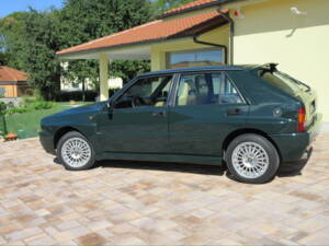 Image 3/22 of Lancia Delta HF Integrale Evoluzione II (1993)