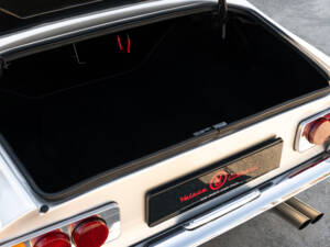 Image 58/69 of Ferrari 365 GT 2+2 (1969)