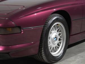 Immagine 8/38 di BMW 840Ci (1993)