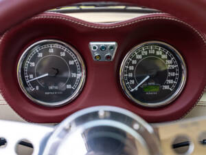 Image 19/34 of Jensen Interceptor MK III (1972)