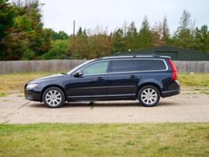 Image 28/50 de Volvo V70 AWD (2009)