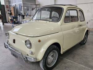 Image 38/43 of FIAT 500 L (1972)