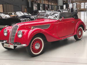 Image 2/29 de BMW 327 (1938)