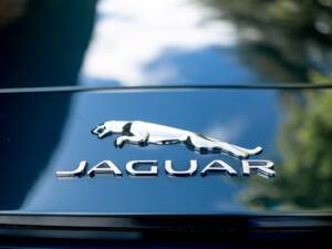 Immagine 14/17 di Jaguar F-Type S (2013)