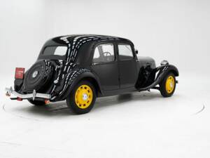 Afbeelding 2/15 van Citroën Traction Avant 11 BL Légère (1938)