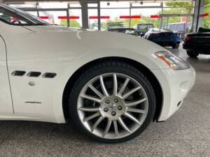 Afbeelding 5/15 van Maserati GranCabrio 4.7 (2010)