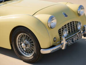 Image 2/89 of Triumph TR 3 (1956)