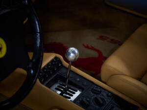 Image 77/99 of Ferrari F 355 Berlinetta (1997)