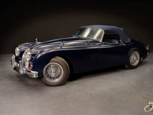 Image 16/18 de Jaguar XK 150 OTS (1958)