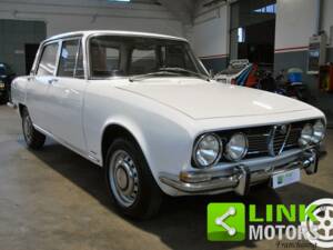 Imagen 1/10 de Alfa Romeo 1750 Berlina (1968)