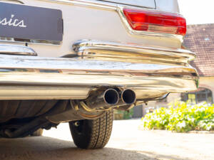 Bild 24/56 von Mercedes-Benz 280 SE (1968)