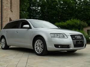 Bild 2/50 von Audi A6 2.7 T allroad quattro (2006)
