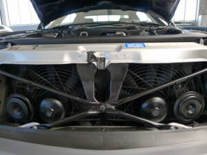 Image 12/47 of Mercedes-Benz 500 SL (1992)