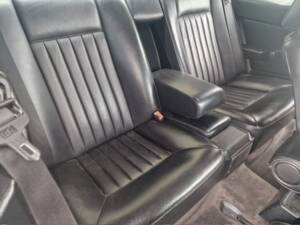 Image 6/6 of Mercedes-Benz 230 CE (1988)