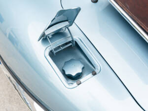 Afbeelding 26/80 van Jaguar E-Type 4.2 (1967)