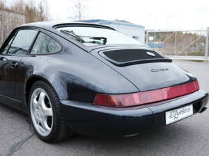 Image 8/97 of Porsche 911 Carrera 4 (1991)