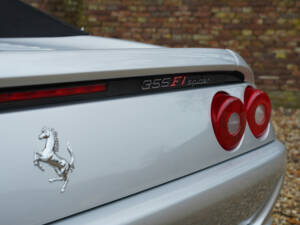 Image 14/50 de Ferrari F 355 Spider (1999)