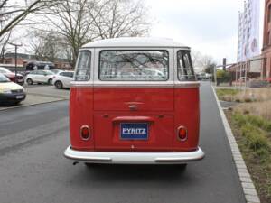 Bild 32/34 von Volkswagen T1 Samba 1.2 (1961)