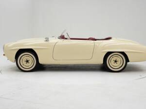 Image 8/15 of Mercedes-Benz 190 SL (1962)