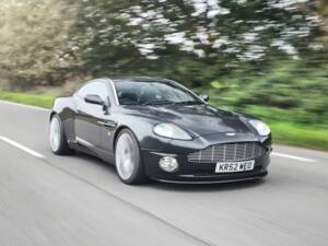 Image 1/19 of Aston Martin V12 Vanquish (2002)