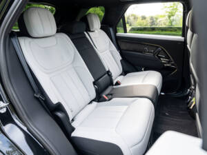 Image 26/32 of Land Rover Range Rover Sport P530 (2023)