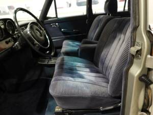 Image 5/15 of Mercedes-Benz 280 E (1972)