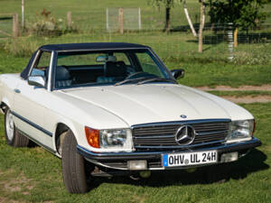 Immagine 1/42 di Mercedes-Benz 380 SL (1981)